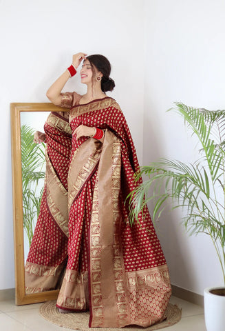 MAROON PURE SOFT SILK SAREE WITH TWIRLING BLOUSE PIECE