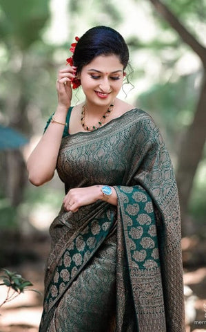 Green Colour Pure Soft Semi Silk Saree With Attractive Blouse Piece