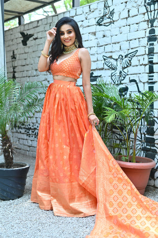 Jacquard Silk Saree with Intricate Design