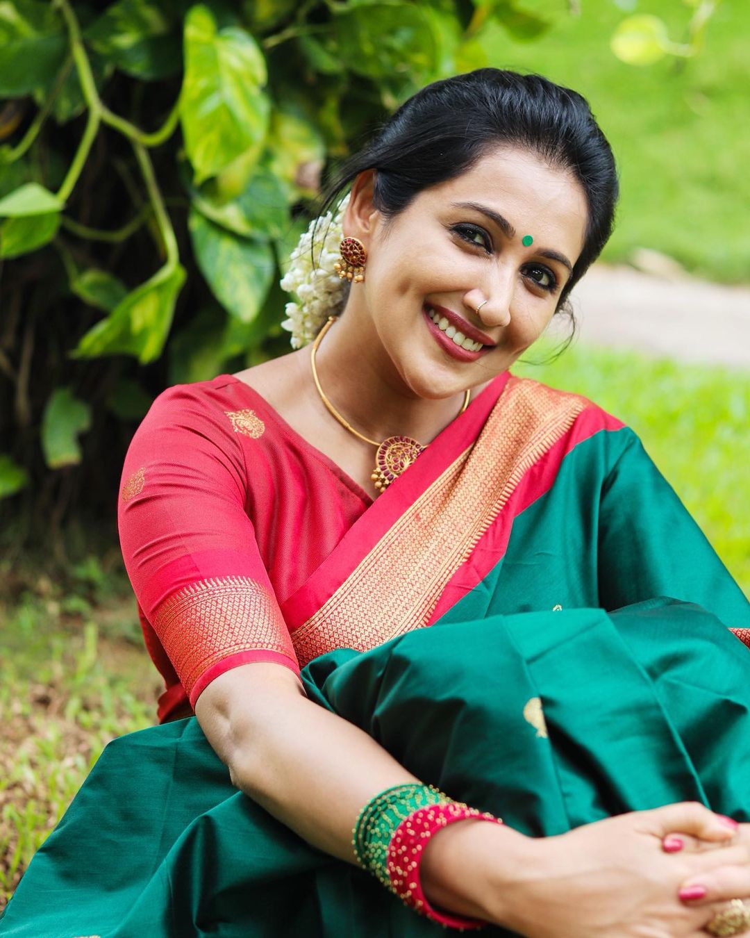Beautiful South Indian Silk Saree with Contrast Pallu