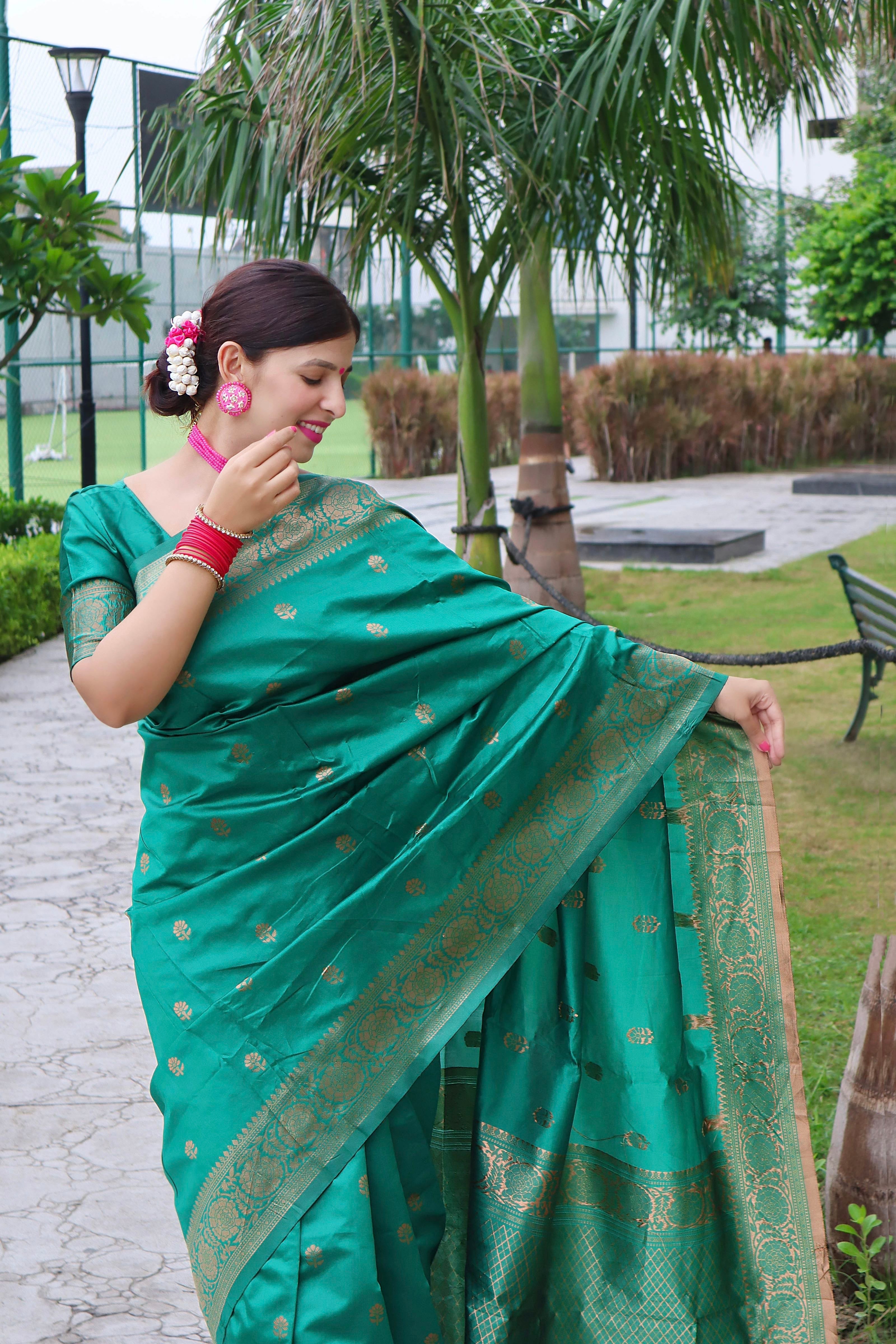 Traditional Handloom Weave Silk Saree with diamond patterns
