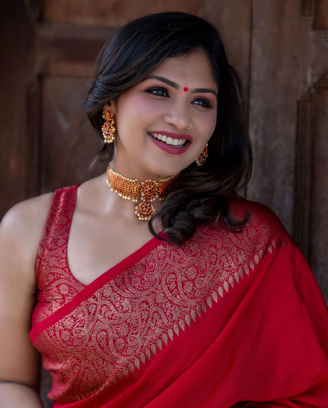 Graceful South Indian silk saree