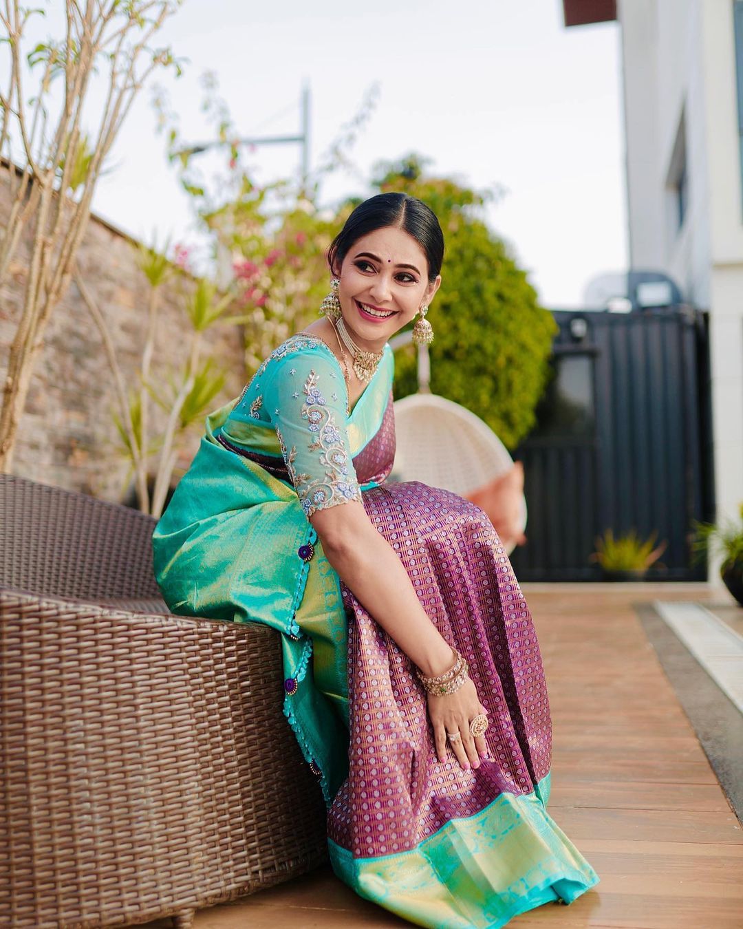 Handloom weave silk saree with ethnic bird motif