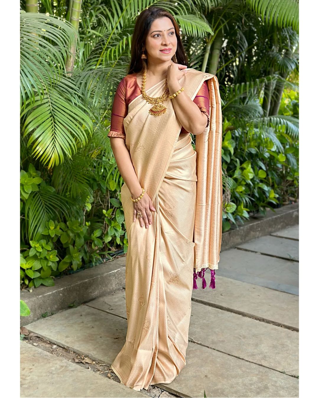 Unique and chic jacquard silk saree